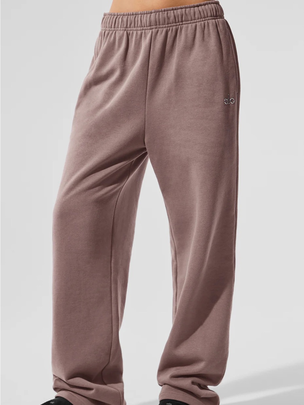 ALO Accolade straight leg sweatpants